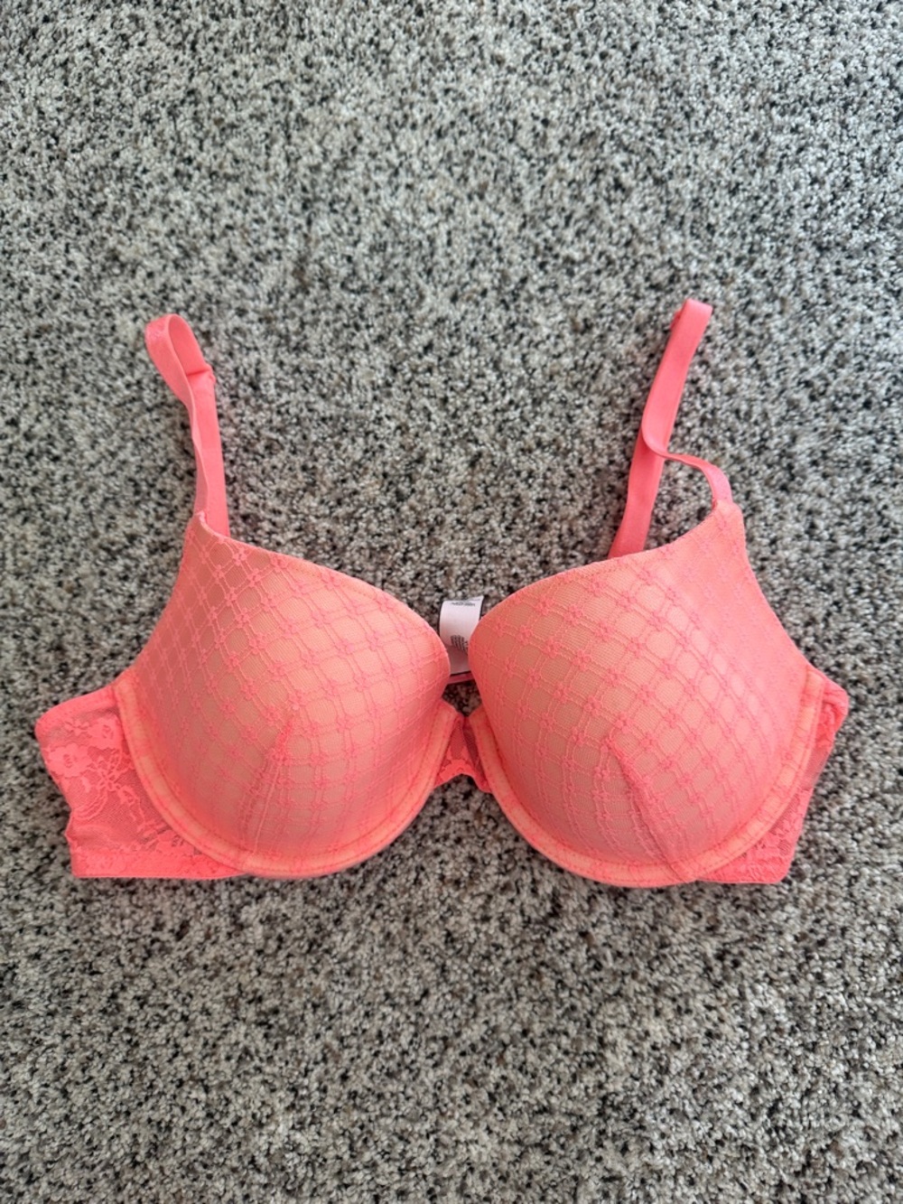 Victoria's Secret Coral Lace-Trim Lightly Lined Bra